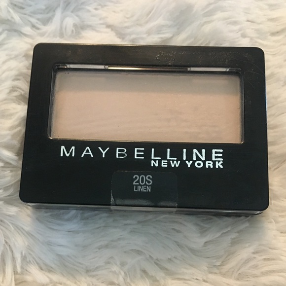 Bundle of makeup 4pc - Picture 2 of 8